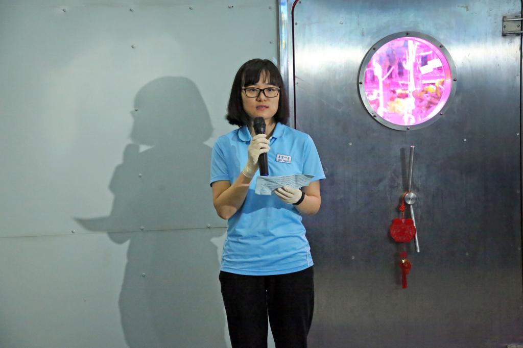 BA588DE3916D3A39E4067EF421F_70D6D0E6_D450.jpg?e=